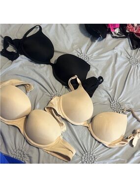 Pink Victoria secret bundle of 3 push up bras